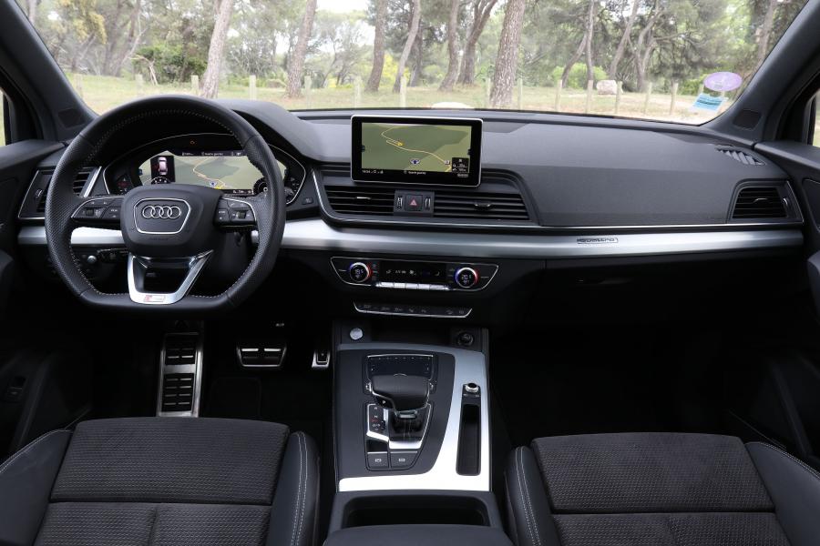 Торпедо Audi Q5 TFSI Quattro S-Line 2016 года  (WW) (фото 103 из 110)